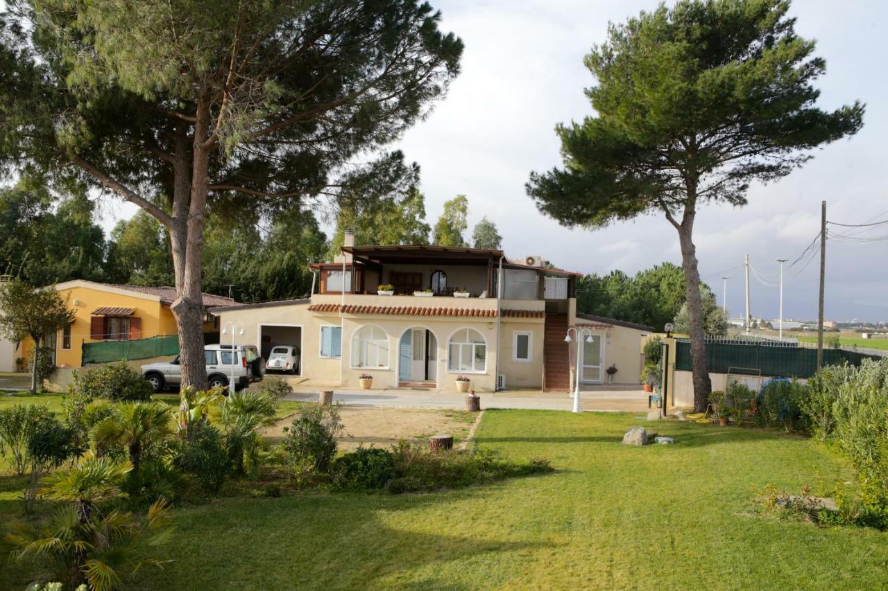 Avion B&B Elmas Екстериор снимка